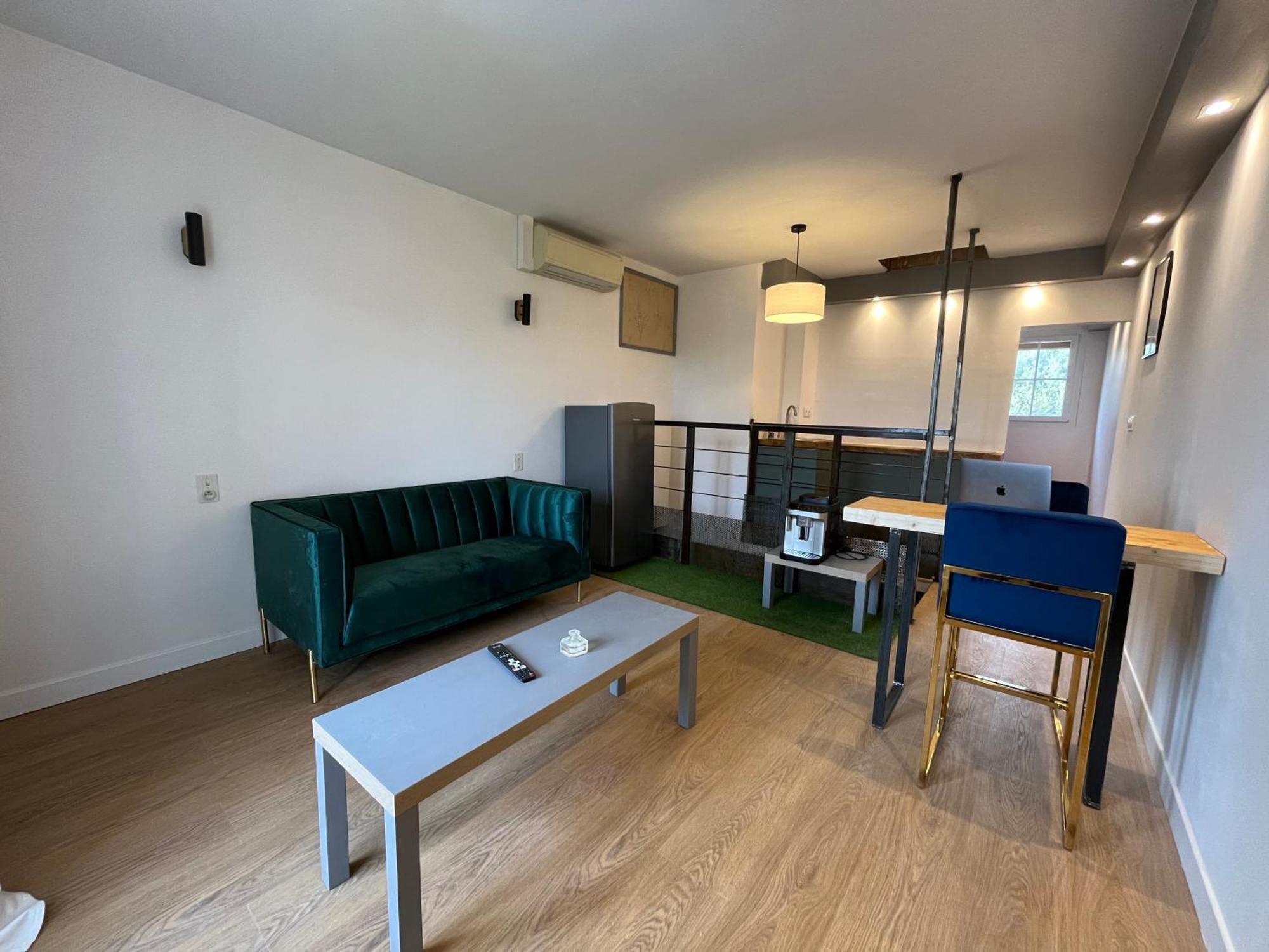 Pierrange Apartment